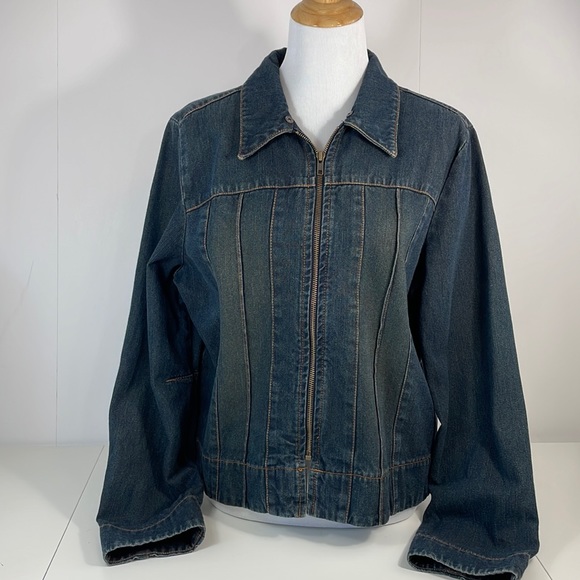 Faded Glory Jackets & Blazers - VINTAGE Faded Glory denim jacket, Size Large